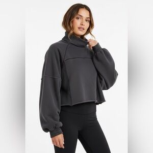 Aerie New Heights Charcoal Turtleneck Sweater Size Medium